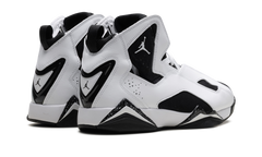 True Flight "White Black" HF4832 100