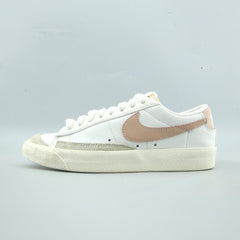 BLAZER LOW '77