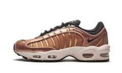 AIR MAX TAILIND 4 WMNS "Metallic Red Bronze" CT1184 900